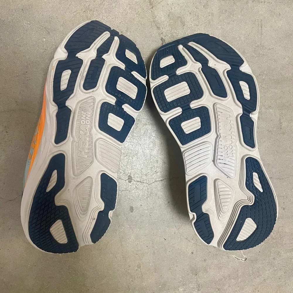 Hoka Women's Running Shoes - Bondi 7 - Size 7.5 WIDE - Picture 5 of 6